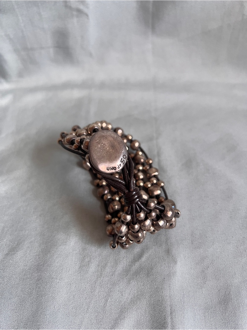 Uno de 50 Crazy Goat Bracelet - Picture 3 of 5